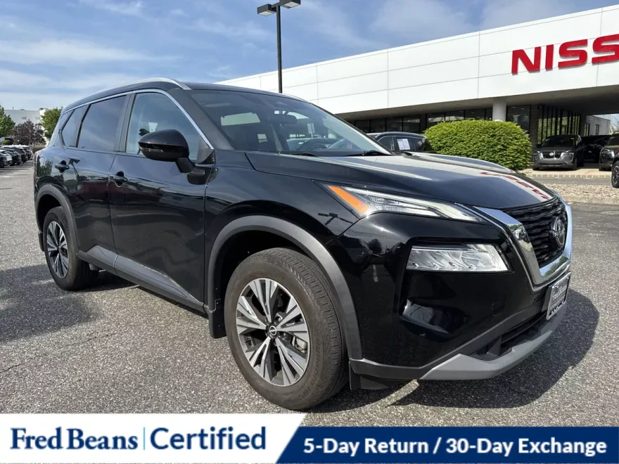 2022 Nissan Rogue SV photo 1