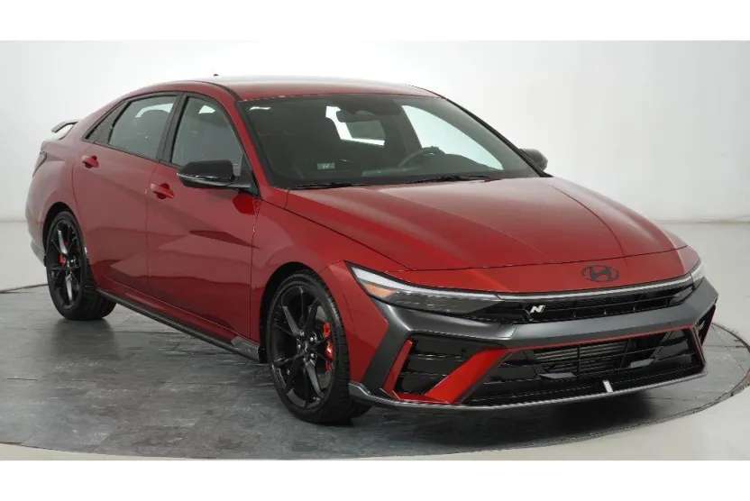 2025 Hyundai Elantra N photo 1