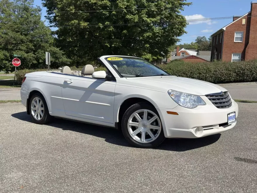 2008 Chrysler Sebring Touring photo 1
