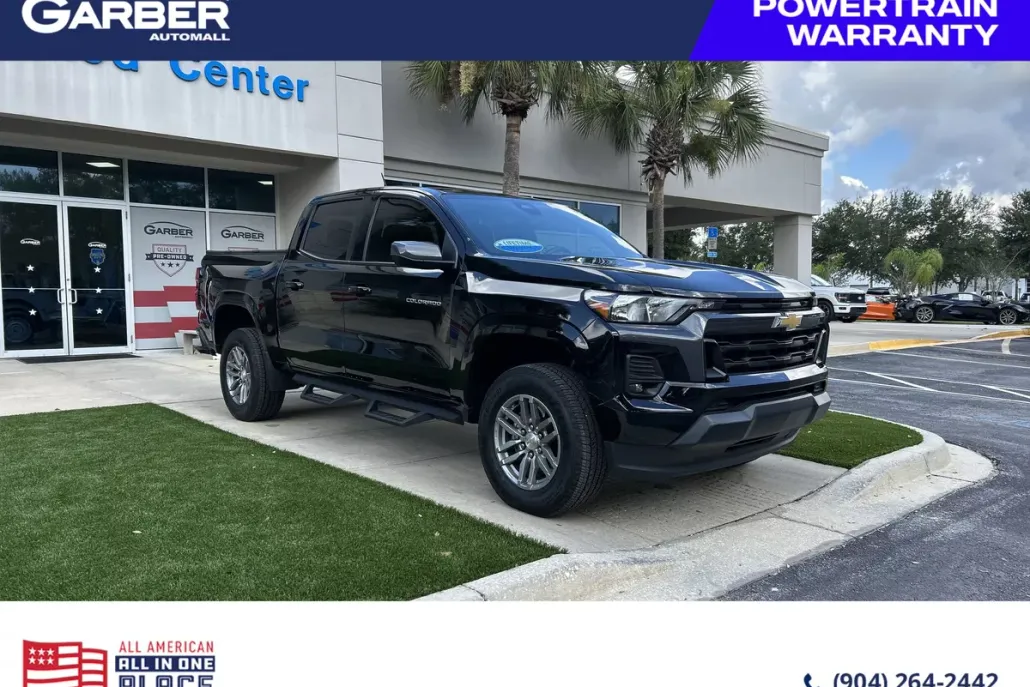 2024 Chevrolet Colorado LT photo 1