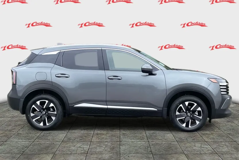 2025 Nissan Kicks SV photo 1