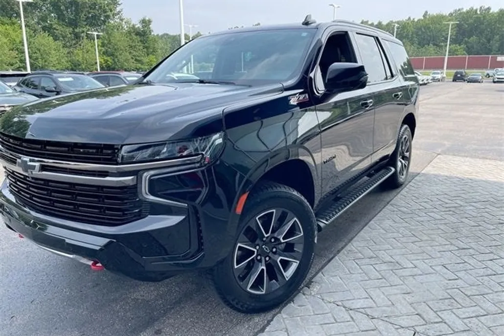 2022 Chevrolet Tahoe Z71 photo 1