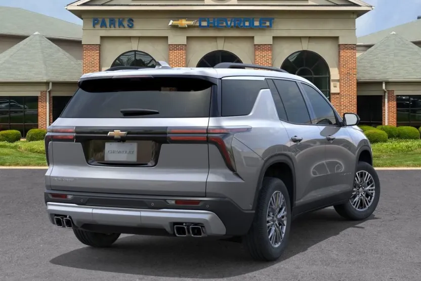 2026 Chevrolet Traverse photo 1