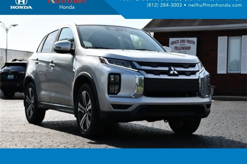 2021 Mitsubishi Outlander Sport SE photo 1