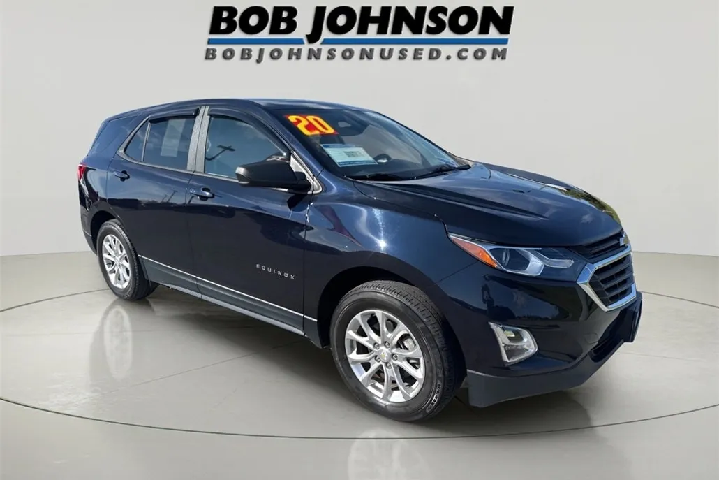 2020 Chevrolet Equinox LS photo 1