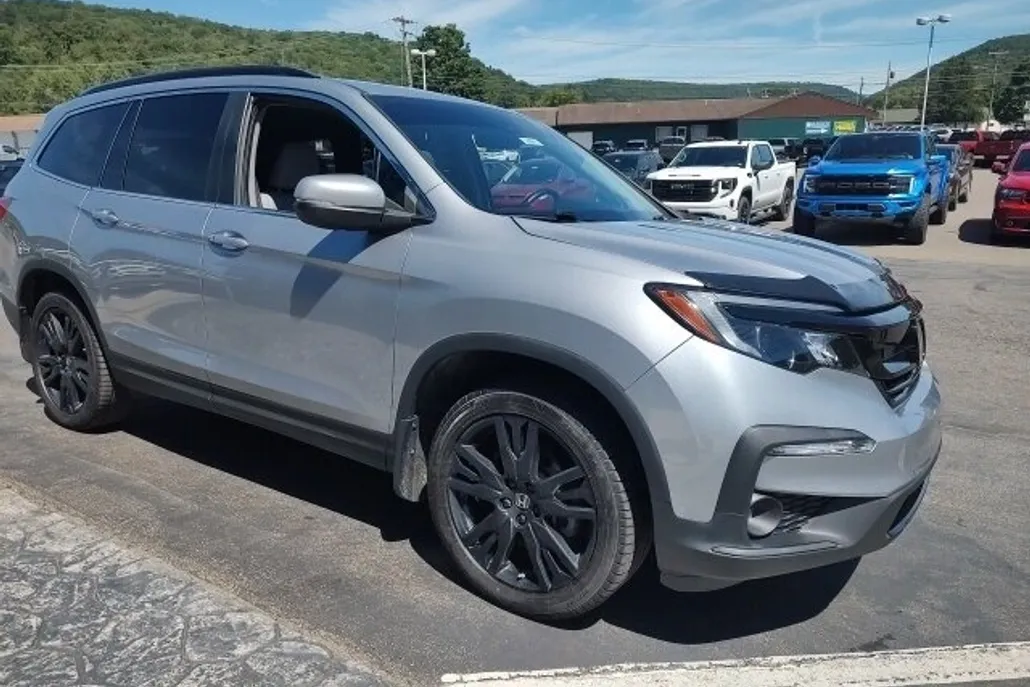 2021 Honda Pilot Special Edition photo 1