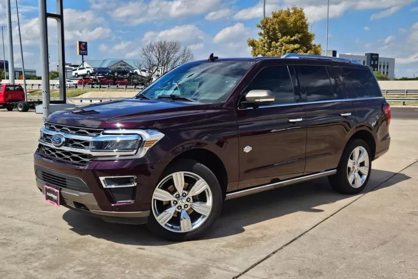 2023 Ford Expedition King Ranch photo 1