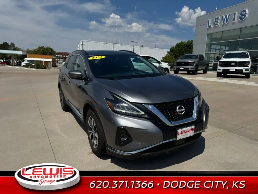 2023 Nissan Murano SV photo 1