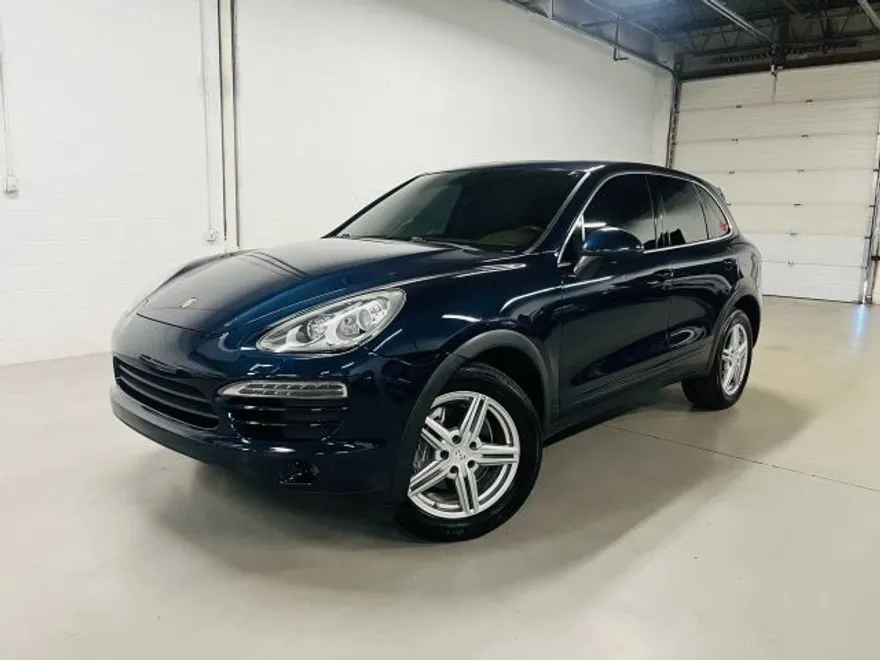 2011 Porsche Cayenne photo 1
