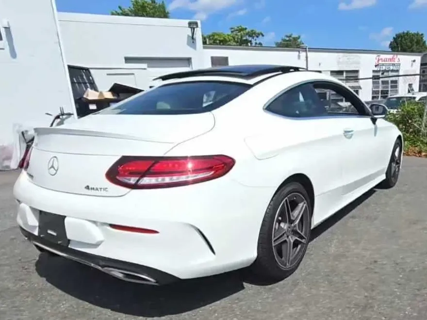 2021 Mercedes Benz C 300 photo 1