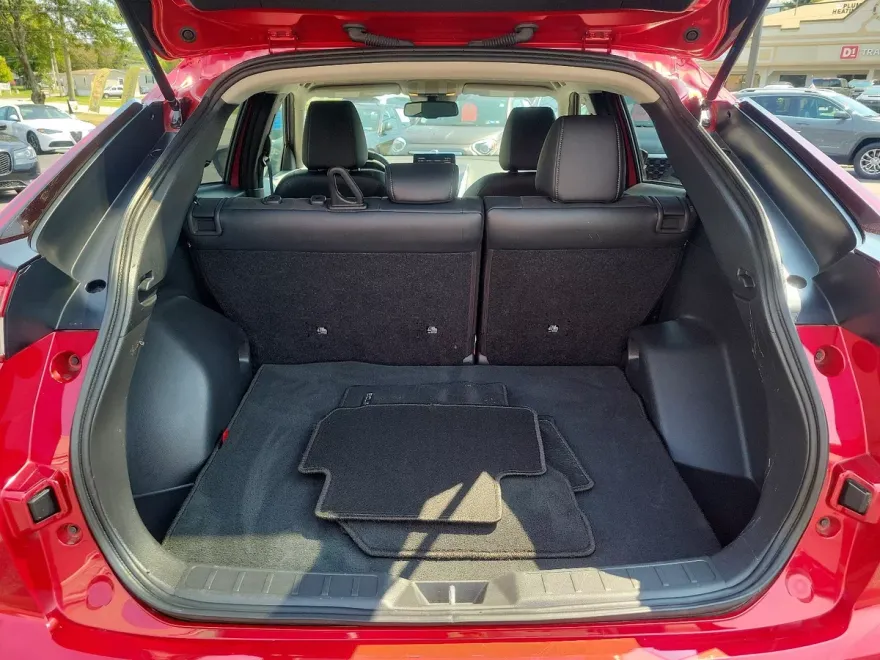 2023 Mitsubishi Eclipse Cross SEL photo 29