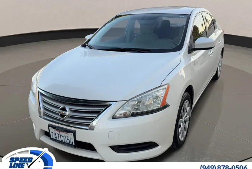 2013 Nissan Sentra SV photo 1