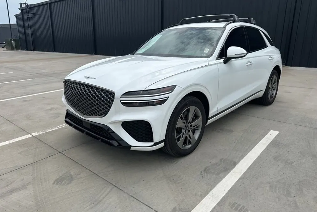 2024 Genesis GV70 3.5T Sport photo 1