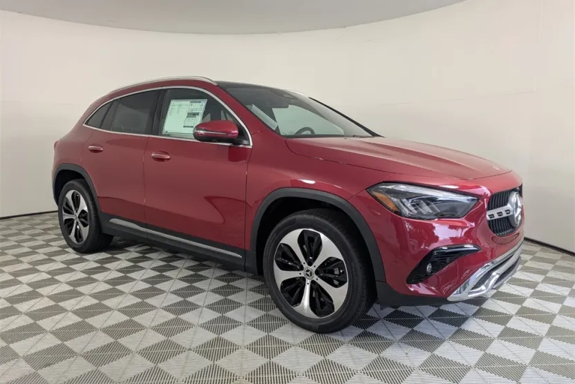 2026 Mercedes Benz GLA 250 photo 1