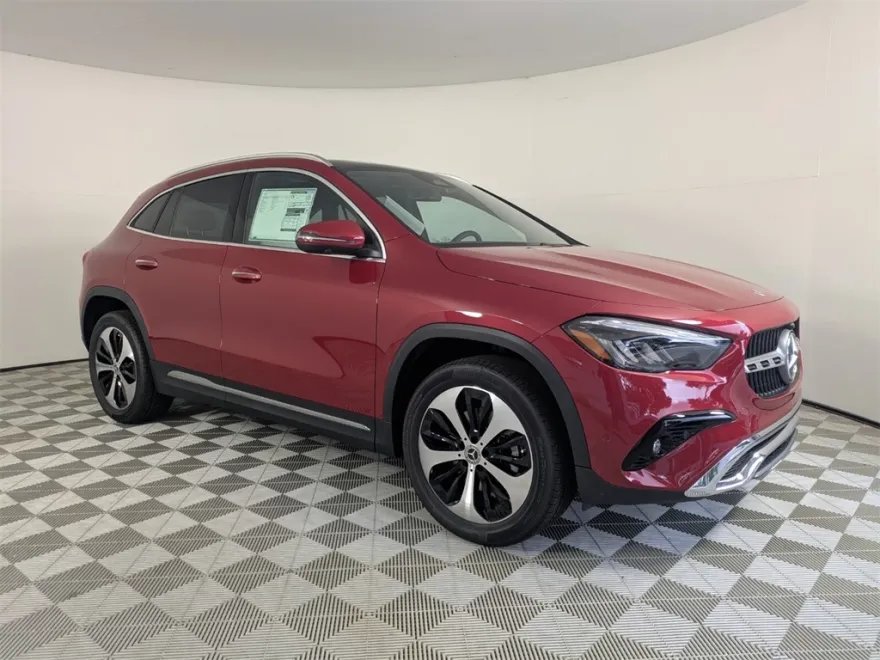 2026 Mercedes Benz GLA 250 photo 1