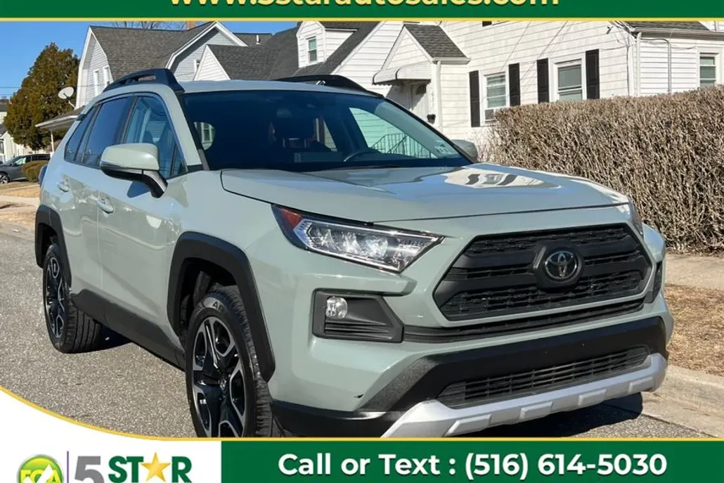 2021 Toyota RAV4 Adventure photo 1