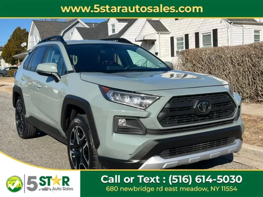 2021 Toyota RAV4 Adventure photo 1
