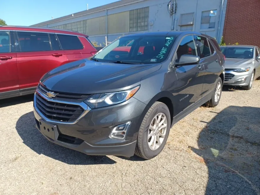 2018 Chevrolet Equinox LT photo 1