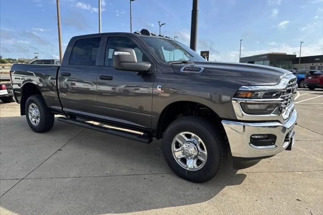 2025 Ram 2500 Tradesman photo 1
