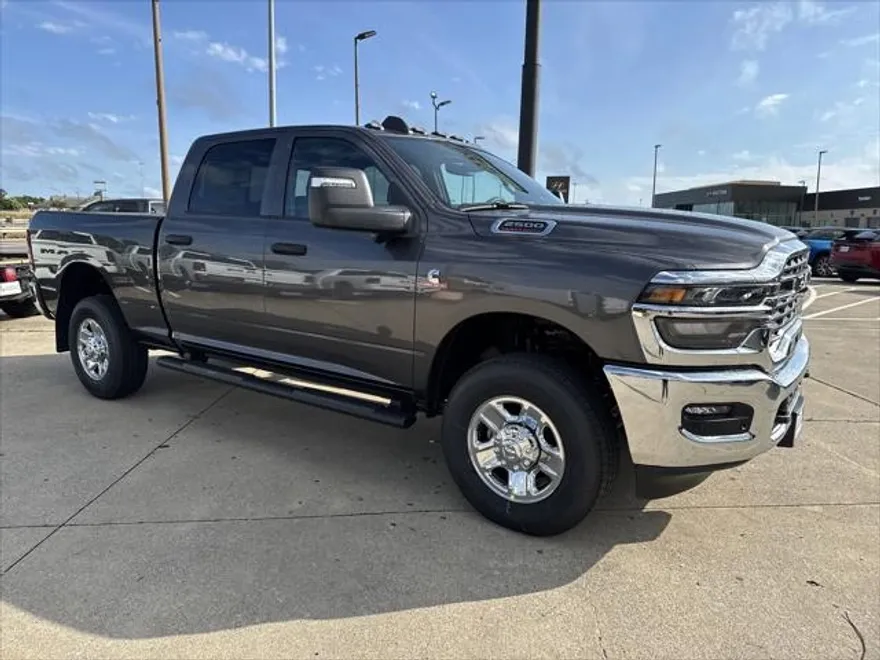 2025 Ram 2500 Tradesman photo 1