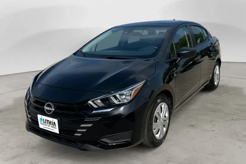 2024 Nissan Versa S photo 1