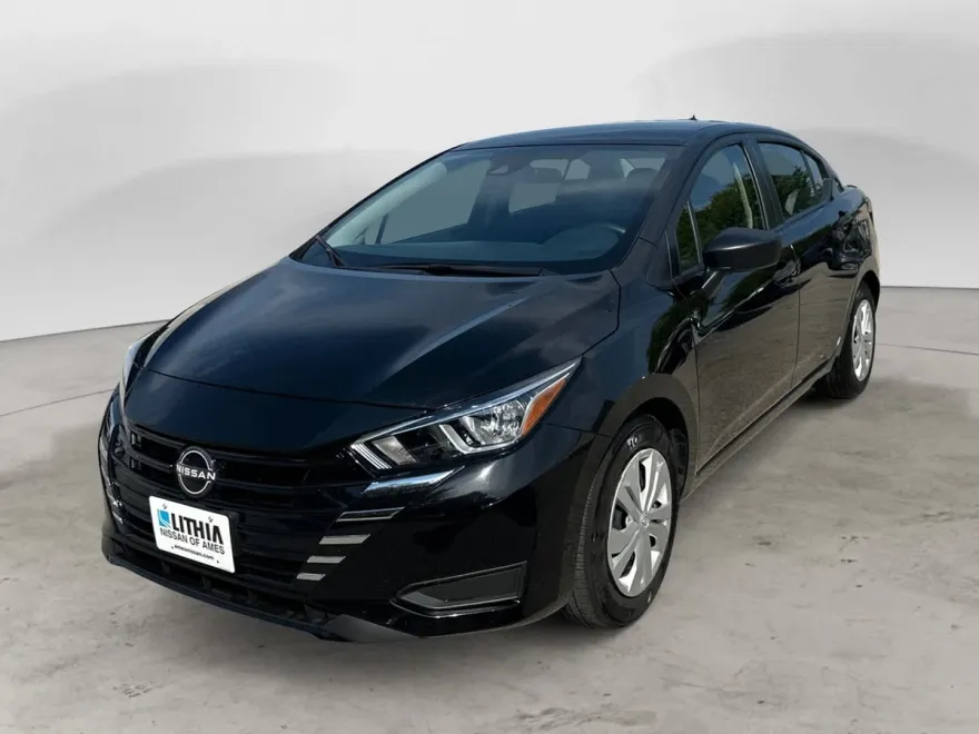 2024 Nissan Versa S photo 1