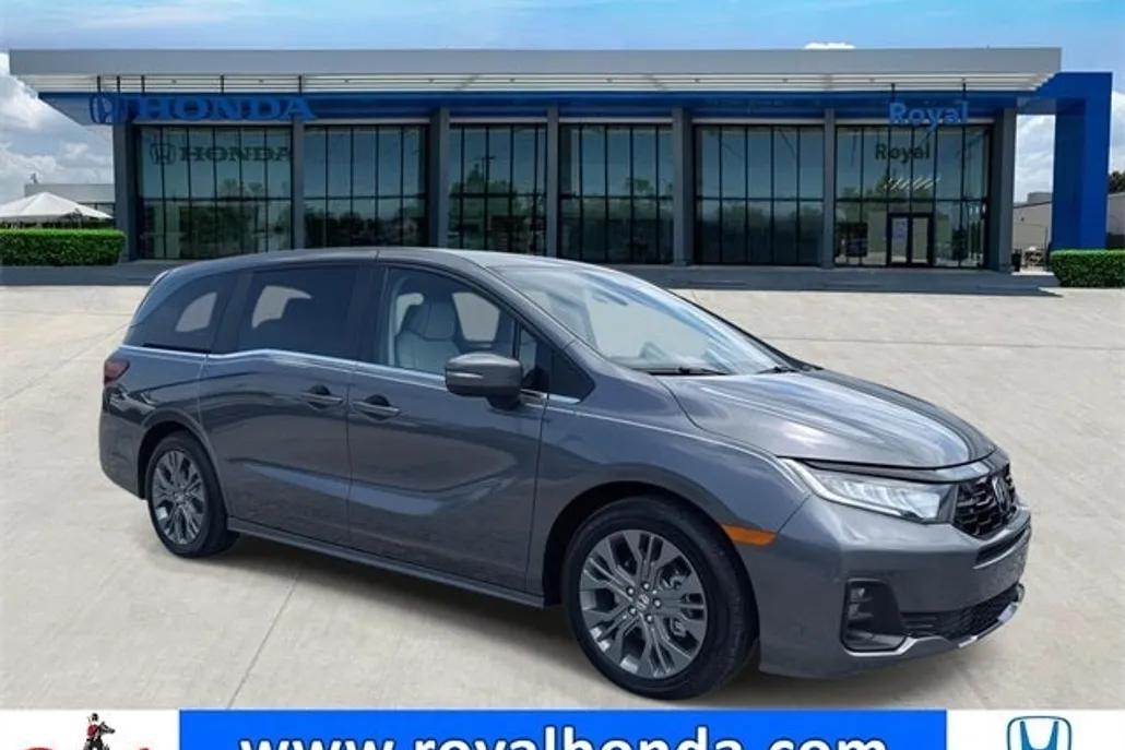 2026 Honda Odyssey Touring photo 1