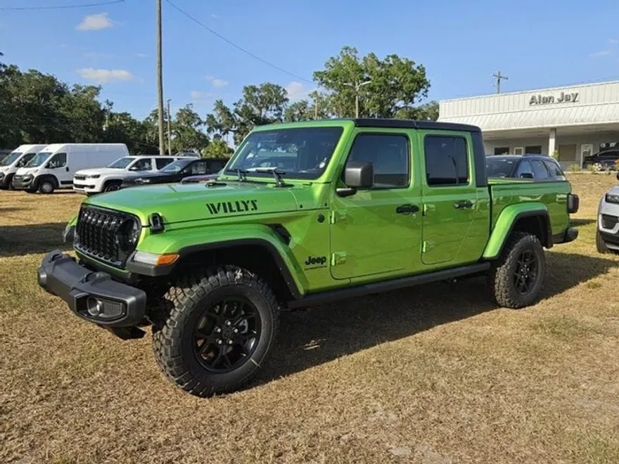 2025 Jeep Gladiator Willys photo 1