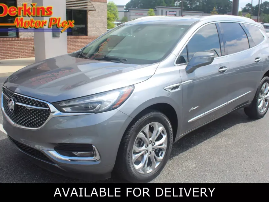 2021 Buick Enclave Avenir photo 1