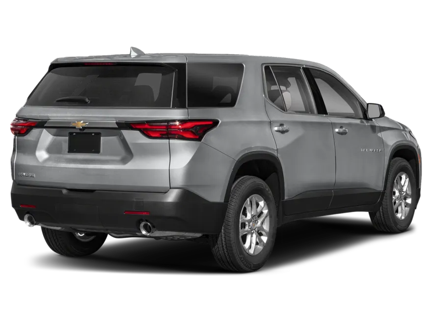 2023 Chevrolet Traverse LS photo 2