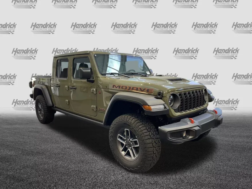 2025 Jeep Gladiator Mojave photo 1