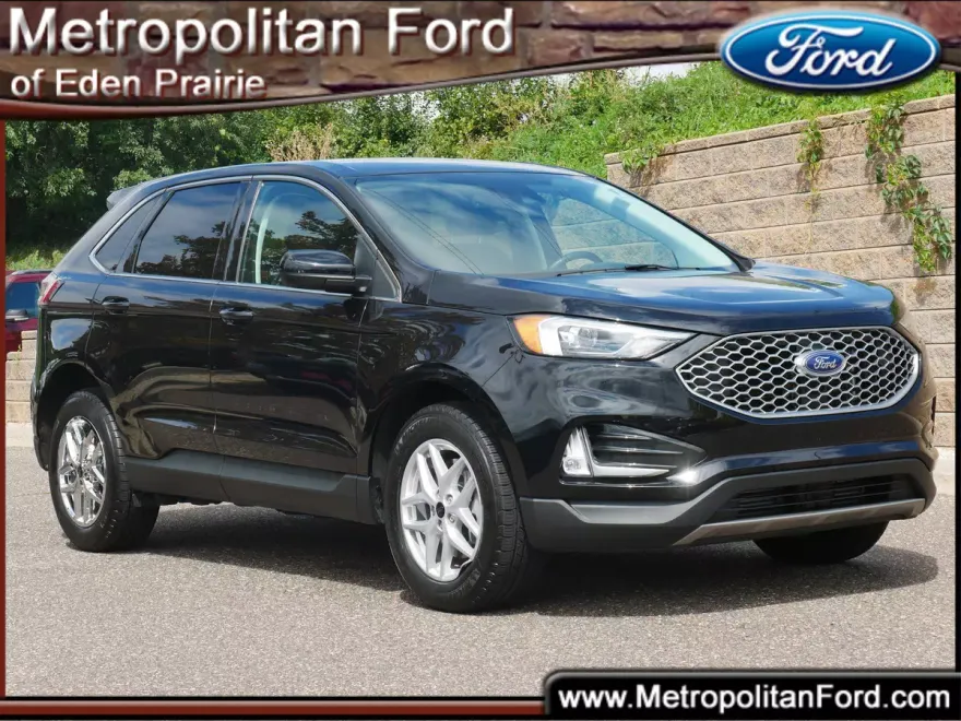 2023 Ford Edge SEL photo 1