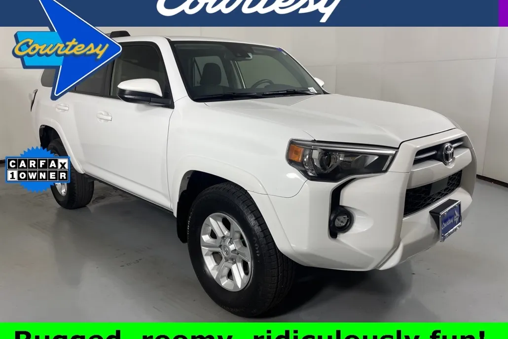2024 Toyota 4Runner SR5 photo 1