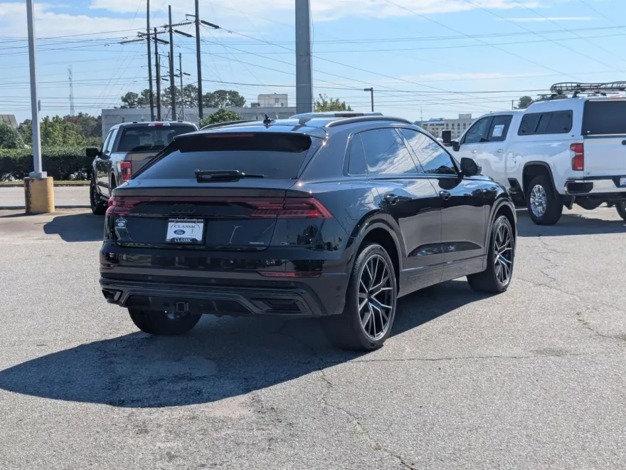 2021 Audi Q8 line Premium Plus photo 1