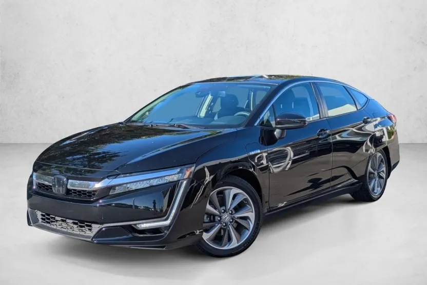 2018 Honda Clarity Plug-In Hybrid photo 1