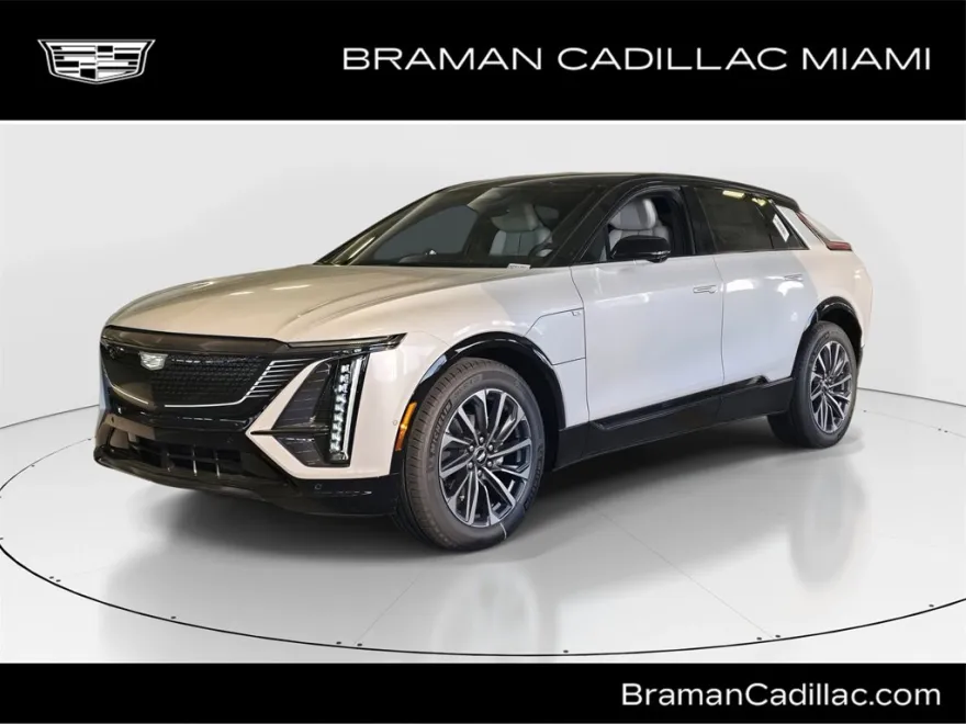 2025 Cadillac Lyriq Sport photo 1