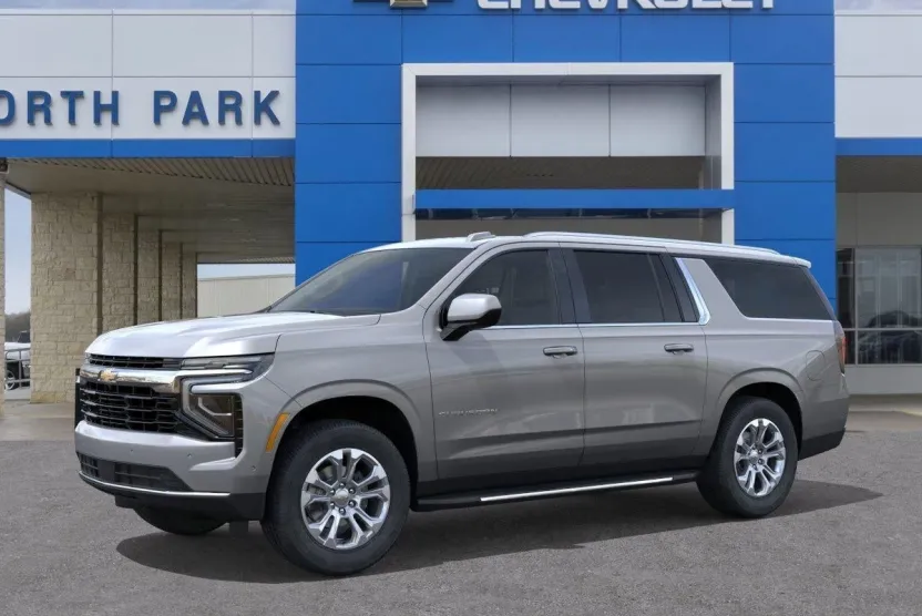 2026 Chevrolet Suburban LS photo 1