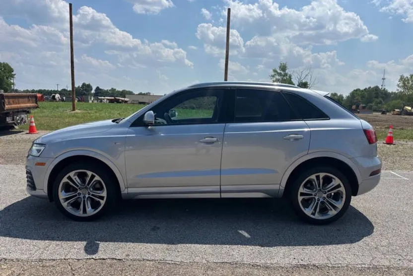 2018 Audi Q3 Premium photo 1