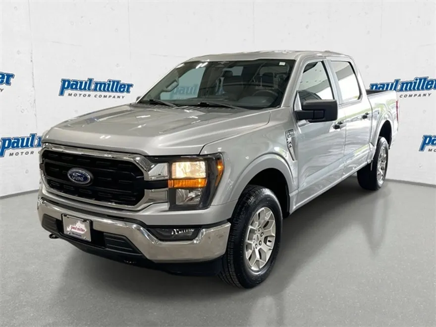 2023 Ford F-150 XLT photo 1