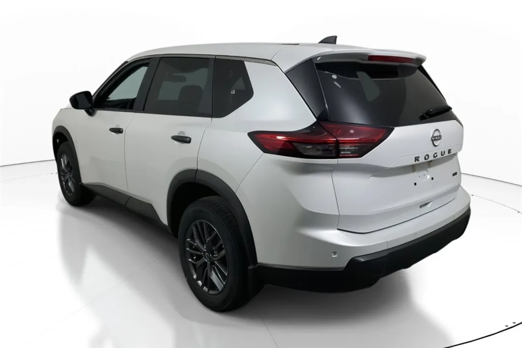 2025 Nissan Rogue S photo 1