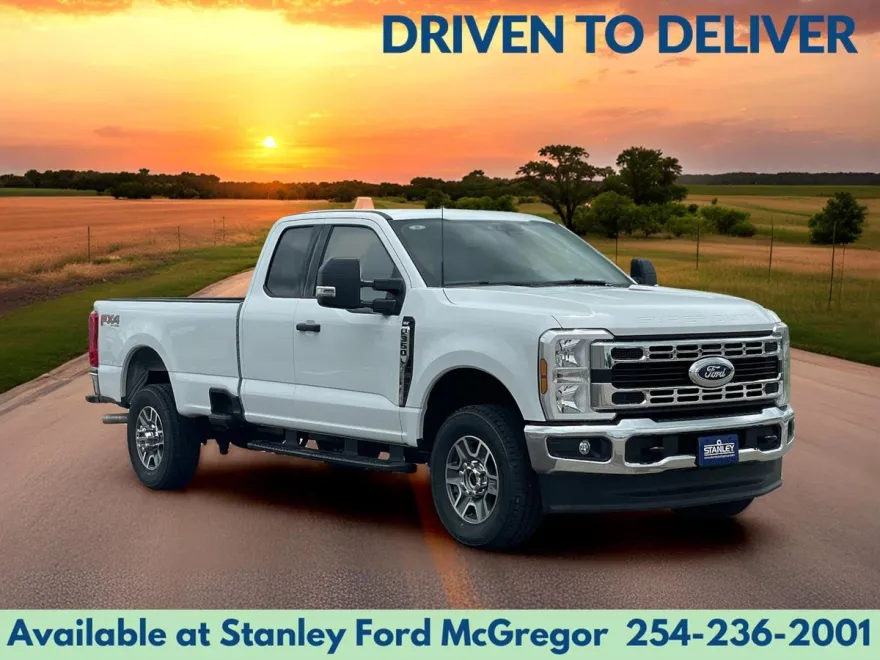2025 Ford F-350 XLT photo 1