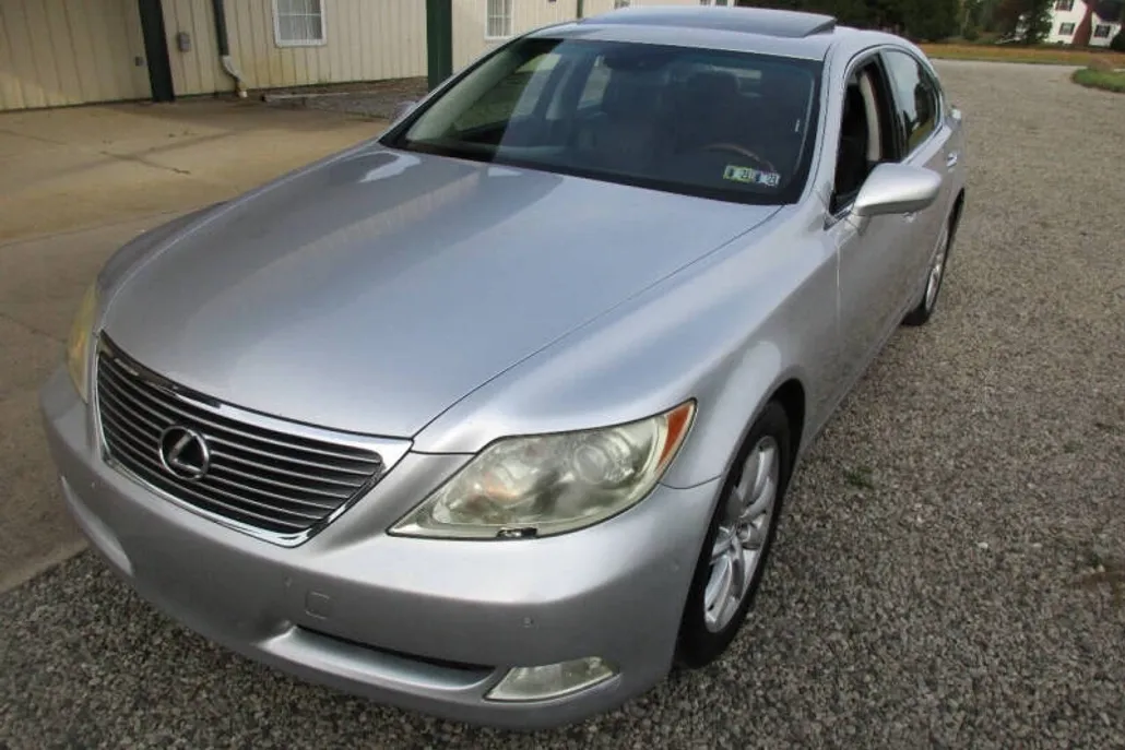 2008 Lexus LS 460 photo 1