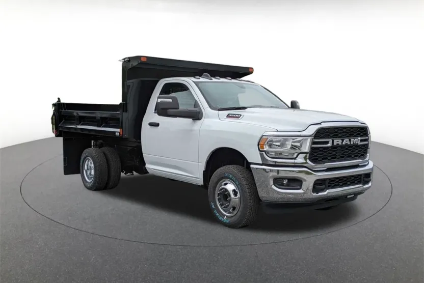 2024 Ram 3500 Tradesman photo 1