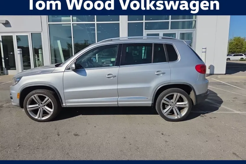 2014 Volkswagen Tiguan R-Line photo 1