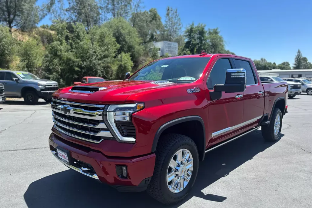 2025 Chevrolet Silverado 3500HD High Country photo 1