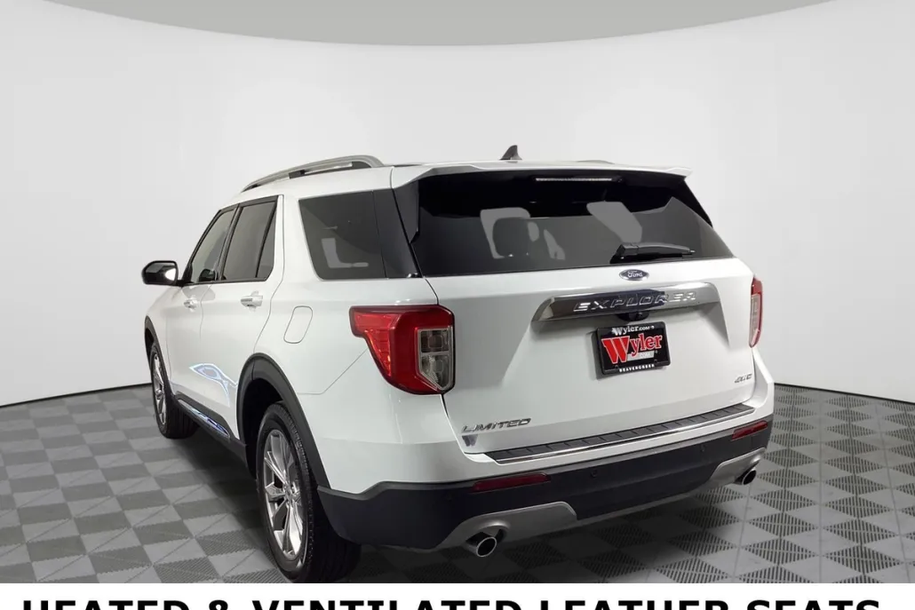 2023 Ford Explorer Limited photo 1