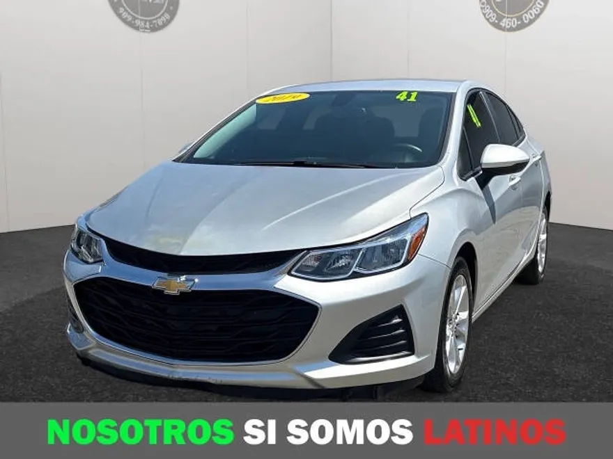 2019 Chevrolet Cruze LS photo 1