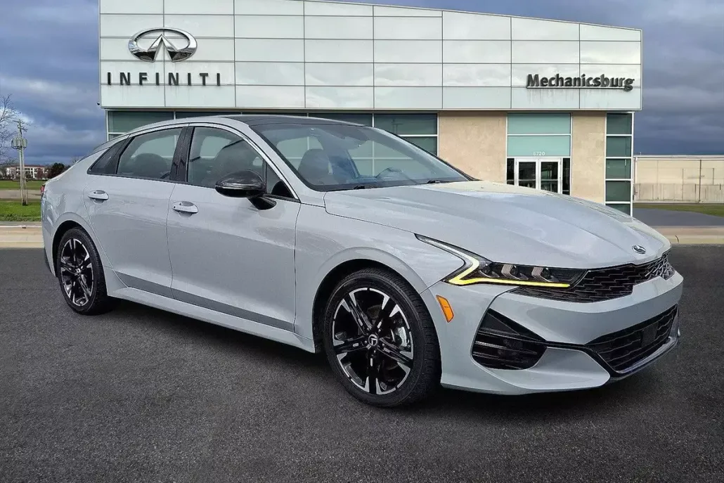 2021 Kia K5 GT-Line photo 1