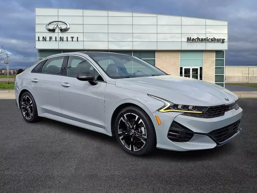 2021 Kia K5 GT-Line photo 1