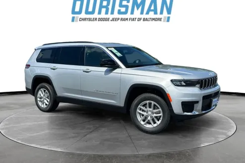2025 Jeep Grand Cherokee Laredo photo 1